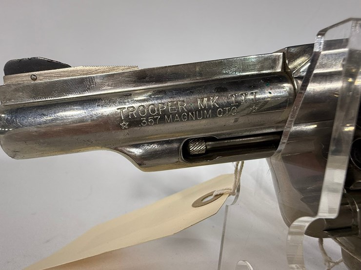 #63-•-colt-trooper-mic-iii-357mag-revolver-l31400-image-8