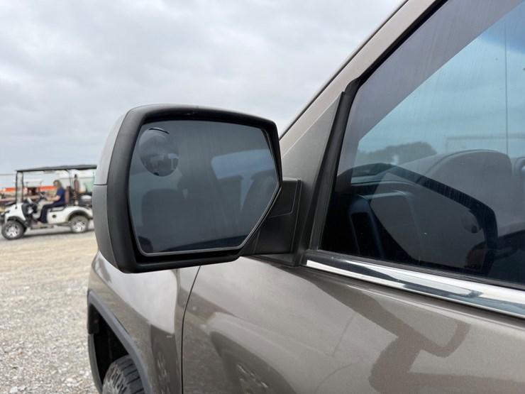 2015-gmc-1500-image-33