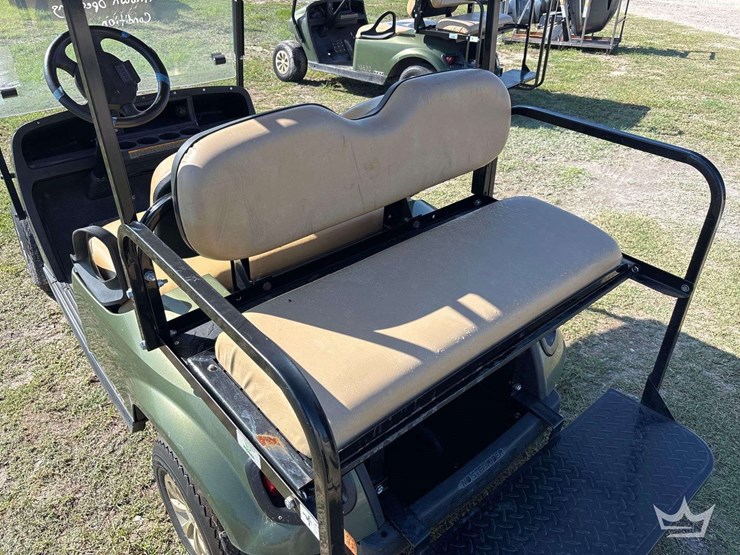 2019-ez-go-electric-cart-image-9