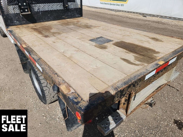 2020-ford-f350-image-24