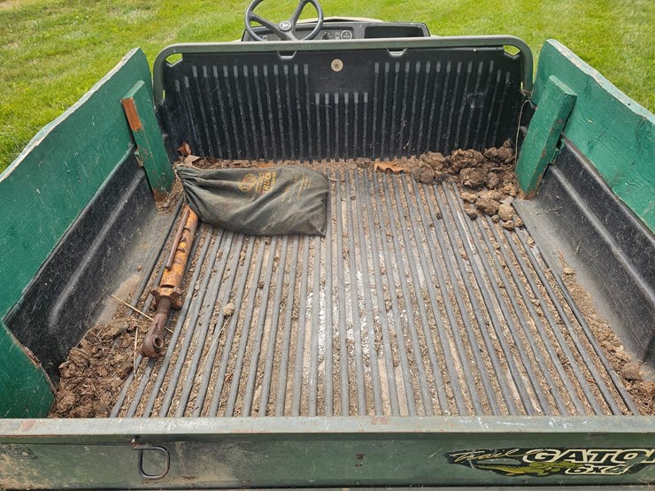 john-deere-gator-image-21