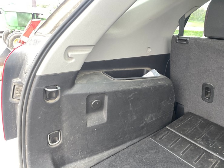 2012-chevrolet-equinox-image-22