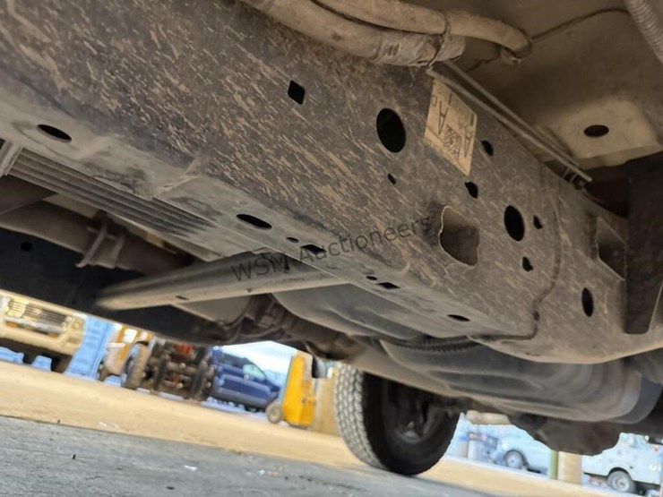 2021-ford-f150-image-26