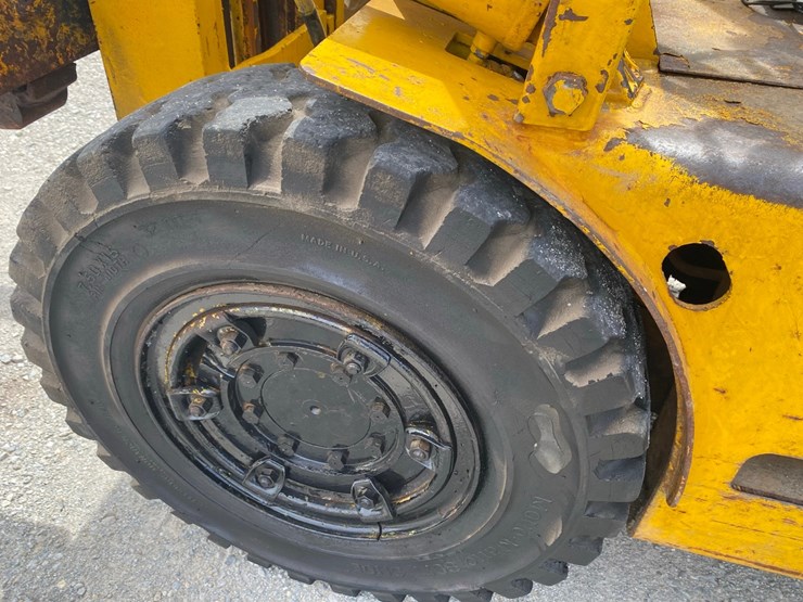 white-lp-gas-forklift.-image-50