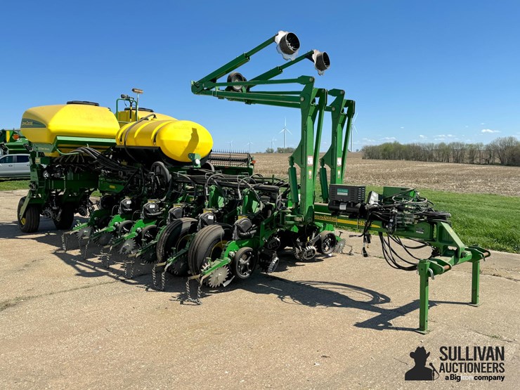 2013-john-deere-1770nt-ccs-image-3