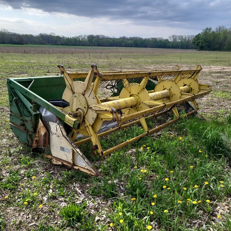 JOHN DEERE 3300