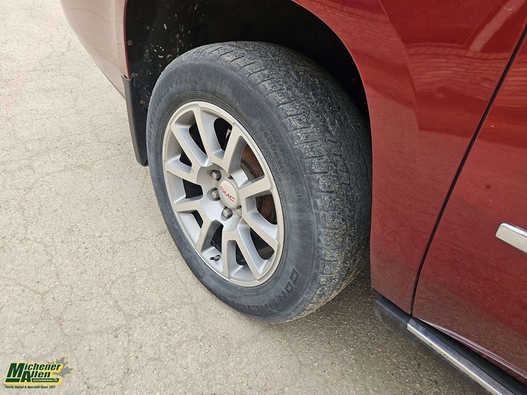 gmc-yukon-xl-image-12