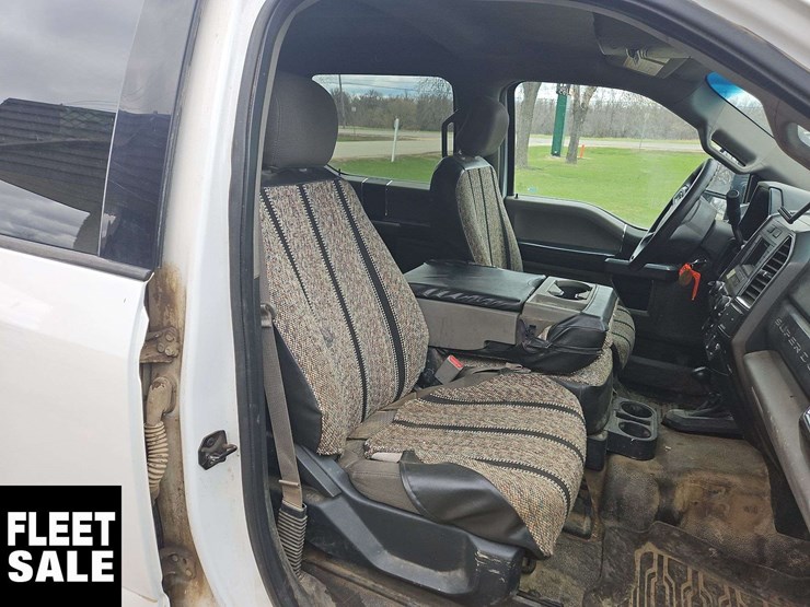 2017-ford-f550-image-30