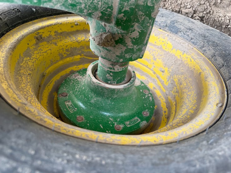 john-deere-1890-image-23