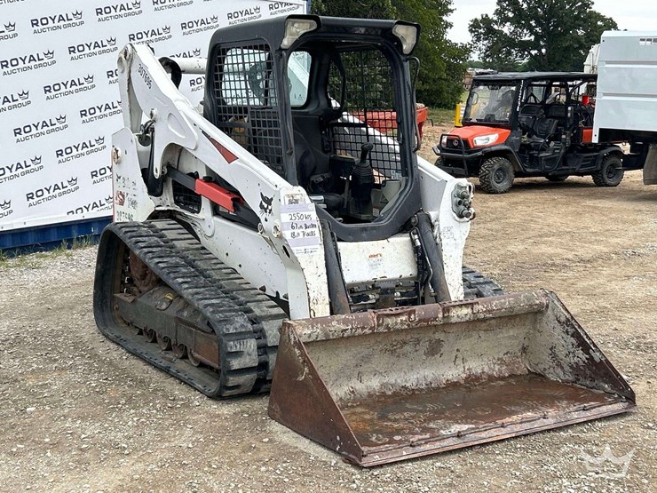 skid-steer-image-4