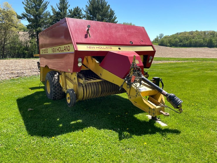 new-holland-d1000-image-3