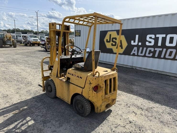 nissan-nfg101-forklift-image-6