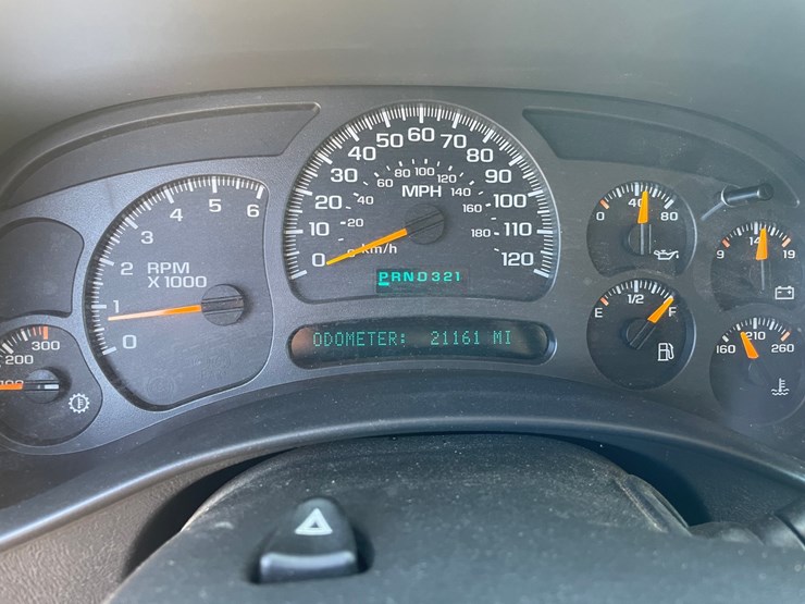 2004-chevrolet-2500-image-41