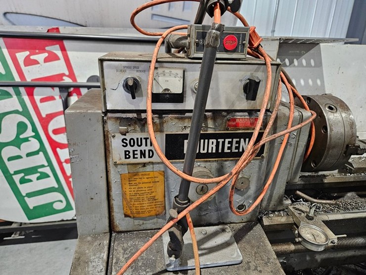 #6182-•-south-bend-fourteen-industrial-metal-lathe-image-9