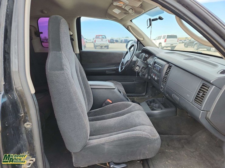 2003-dodge-dakota-image-25
