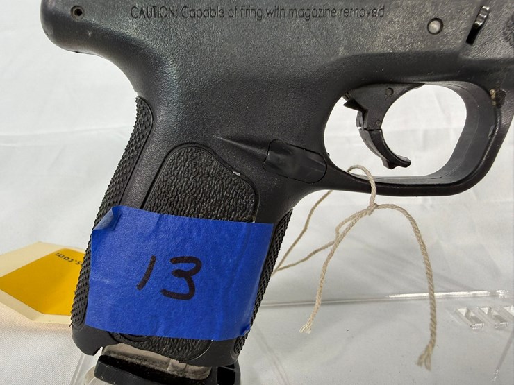 #13-•-smith-&-wesson-sd9ve-9mm-pistol-fbn4150-image-12