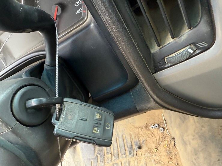2015-gmc-1500-image-75
