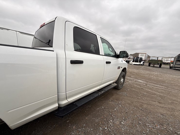 2012-dodge-ram-2500-image-11