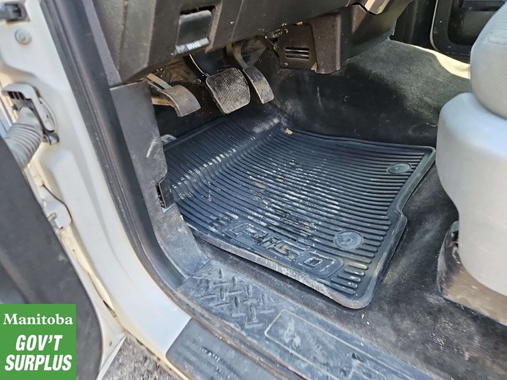 2014-ford-f150-image-19