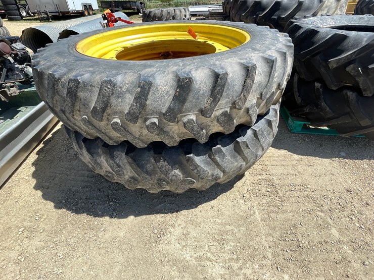 deere-tires-image-8