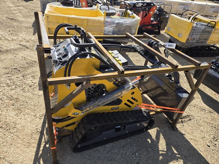 #661-•-new-sdlanch-ssl60-mini-track-skid-steer-image-8