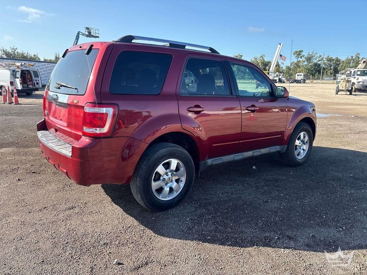 2012-ford-escape-image-3