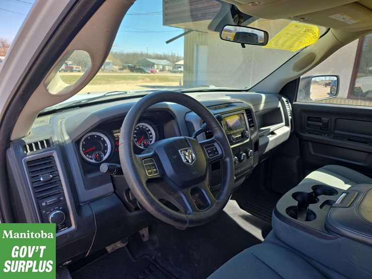 2013-dodge-1500-image-19