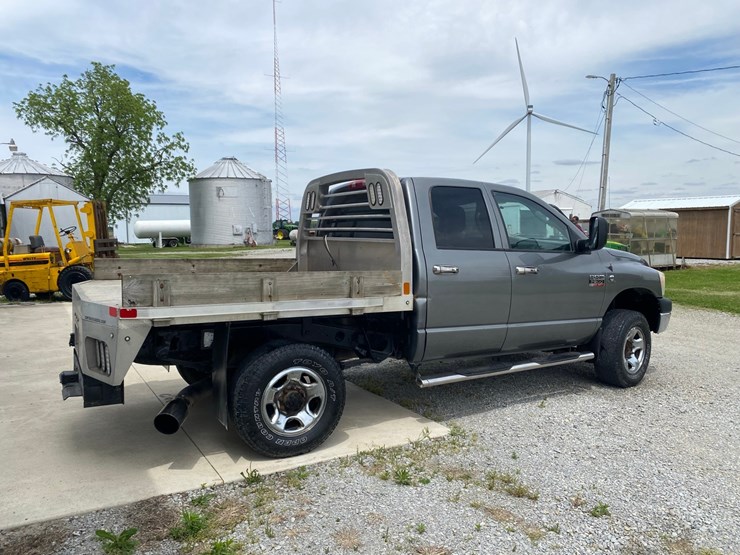 2008-dodge-2500-image-4