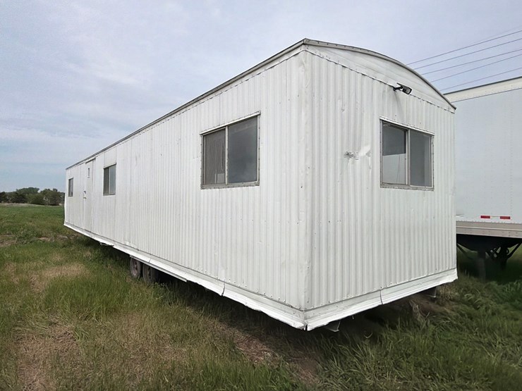 mobile-office-trailer-image-11