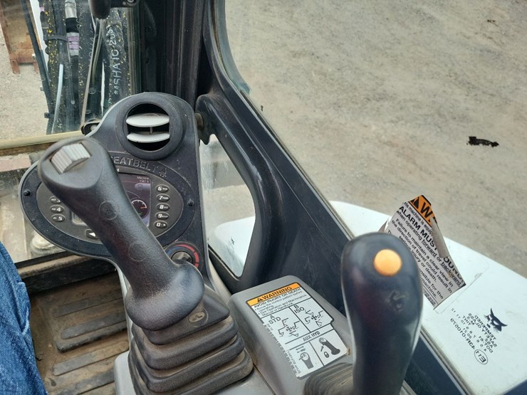 bobcat-e50-image-41