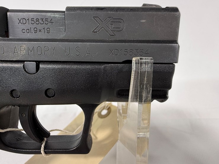 #39-•-springfield-sub-compact-xd-9-9mm-pistol-xd158354-image-14