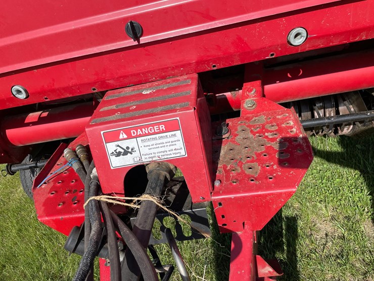case-ih-rbx561-image-22