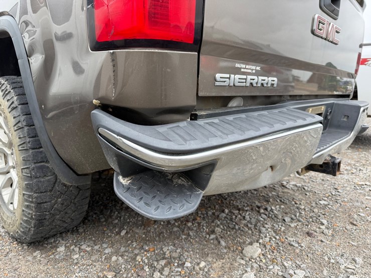 2015-gmc-1500-image-12