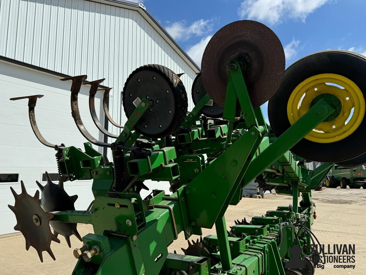 1998-john-deere-856-image-10