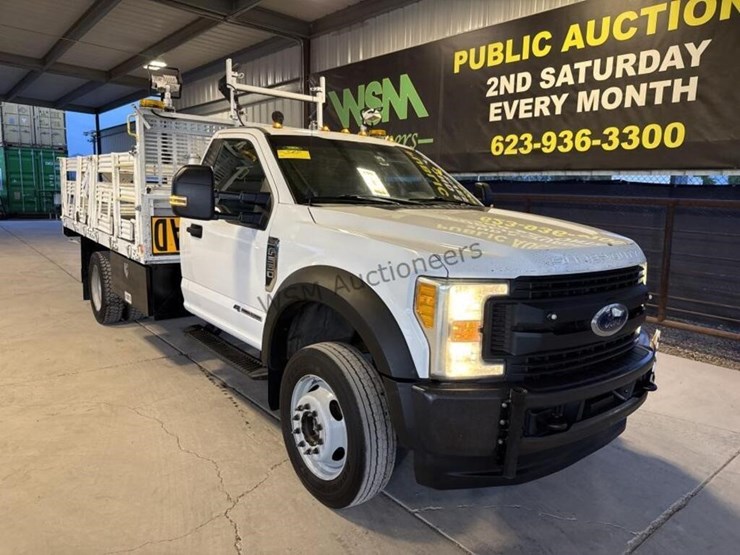 2017-ford-f550-image-2