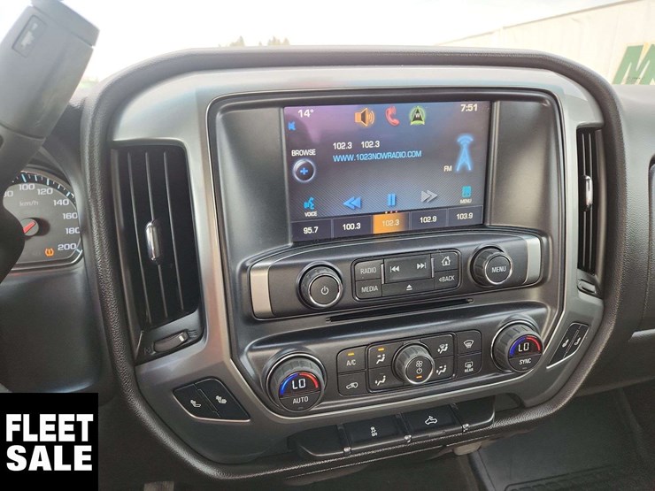2014-chevrolet-silverado-1500-image-21