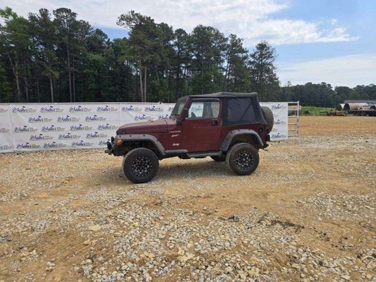2002-jeep-wrangler-image-3