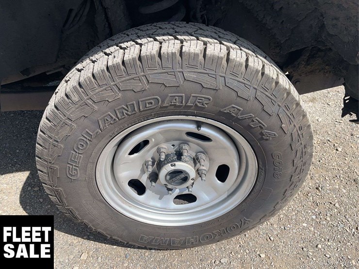 2021-ford-f350-image-13