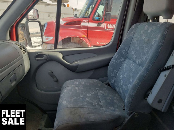 2005-dodge-sprinter-2500-image-20