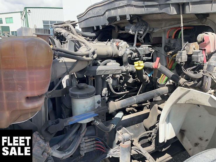 2012-international-durastar-4300-image-24