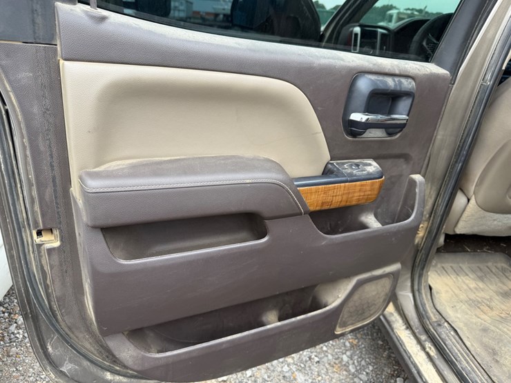 2015-gmc-1500-image-53