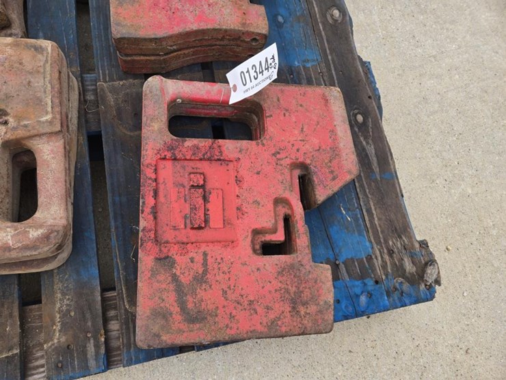 case-ih-100-image-1