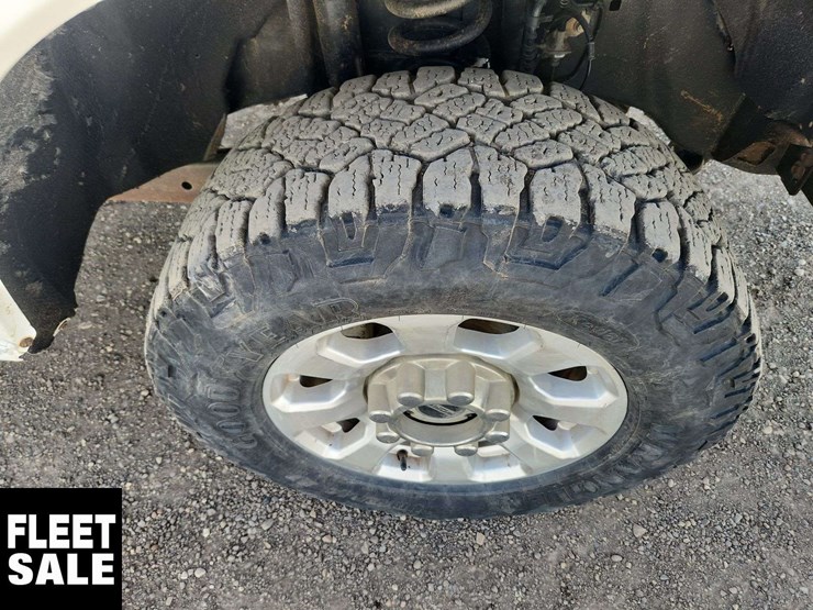 2020-ford-f350-image-13