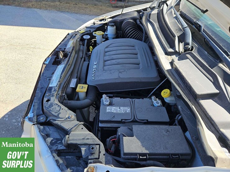 2012-dodge-grand-caravan-se-image-18