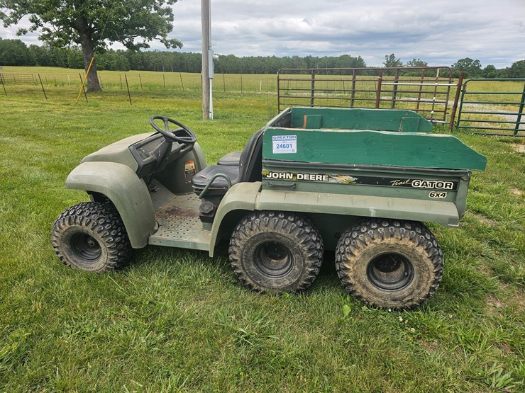 john-deere-gator-image-5