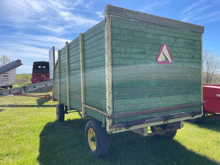 deere-tires-image-4