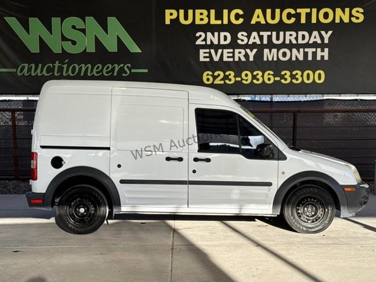 2011-ford-transit-connect-image-1