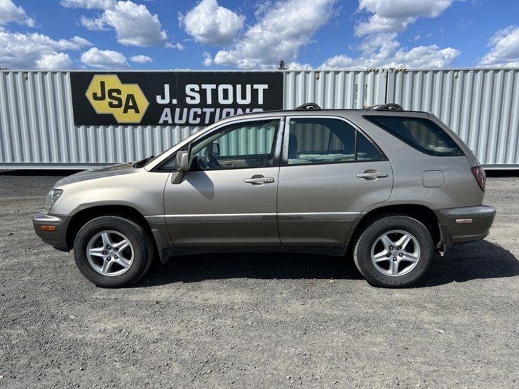 2000-lexus-rx300-image-2