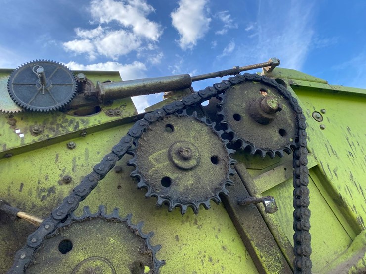 claas-rollant-66-image-18