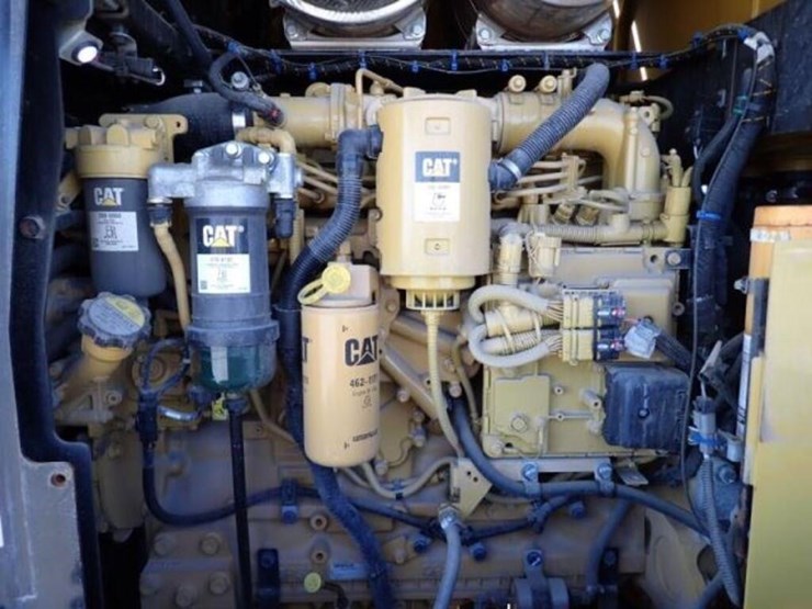 2023-caterpillar-926m-image-65